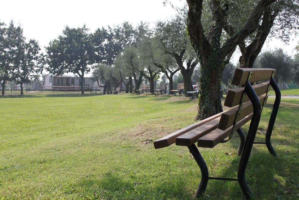 Camping Piantelle Moniga del Garda Eksteriør bilde